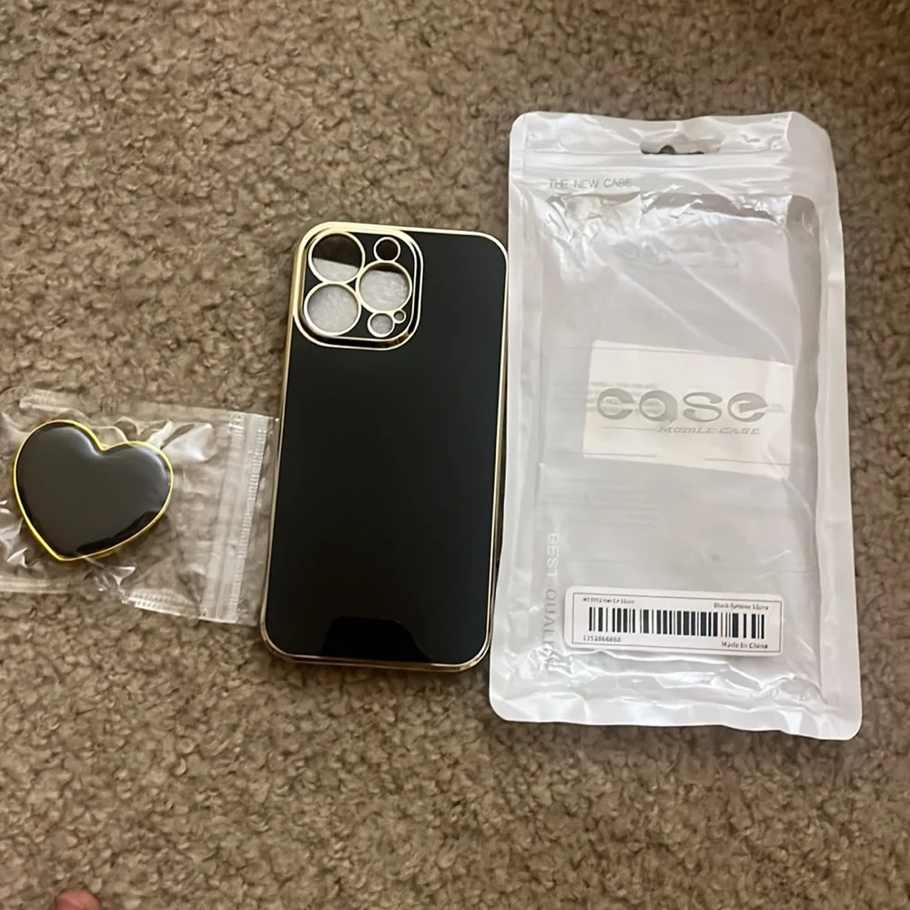 Iphone case - Picture 3 of 3